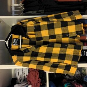 Alpha Forward hooded flannel with pockets, size medium